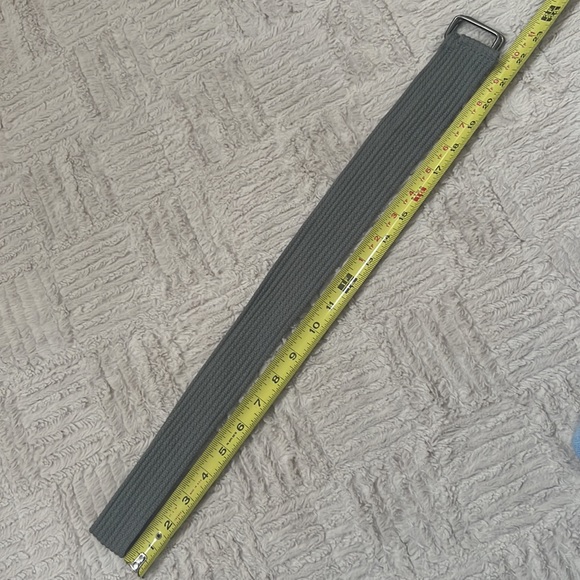 Grey canvas belt Size Small/Med See pics for measurements - 31”-34" Waist, New - Picture 13 of 16